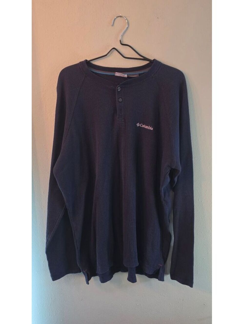 Columbia Omni-Wick Men's XL Navy Waffle Knit Henley Long Sleeve Shirt